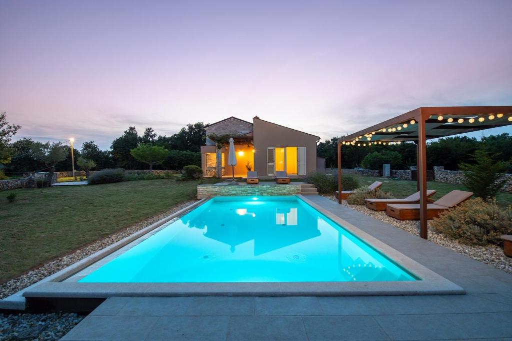 Holiday Home Vila Marten photo 1