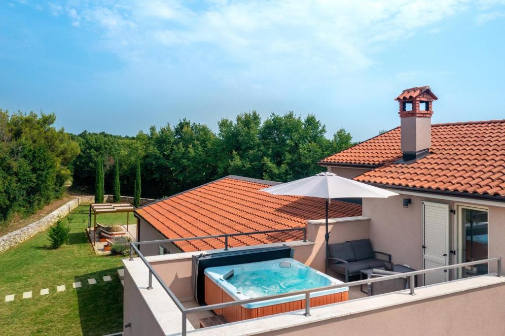 Holiday Home Vila Marten photo 4