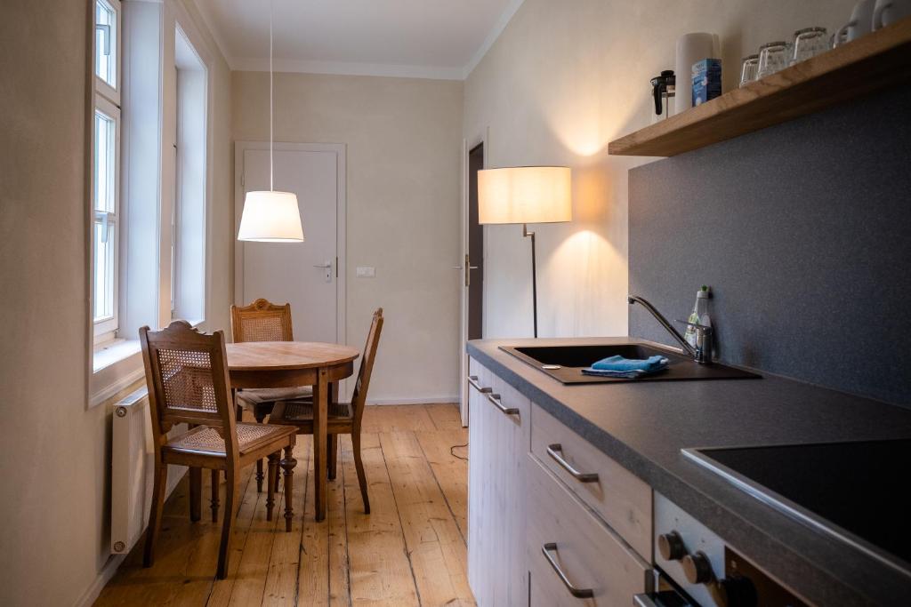 "goethezimmer" Ferienwohnungen Am Schloss photo 2