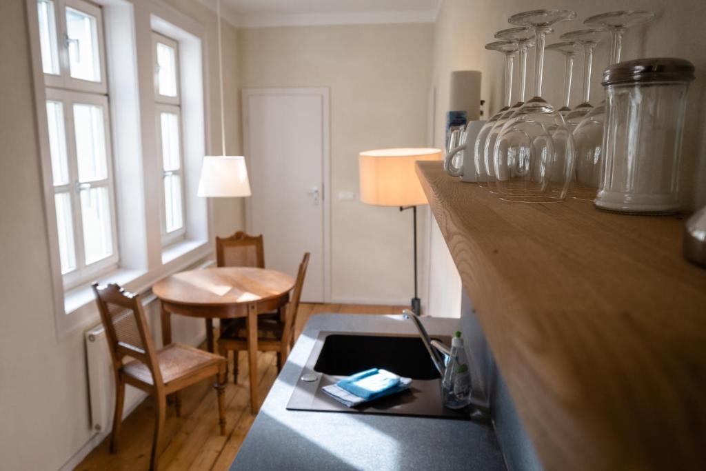 "goethezimmer" Ferienwohnungen Am Schloss photo 4