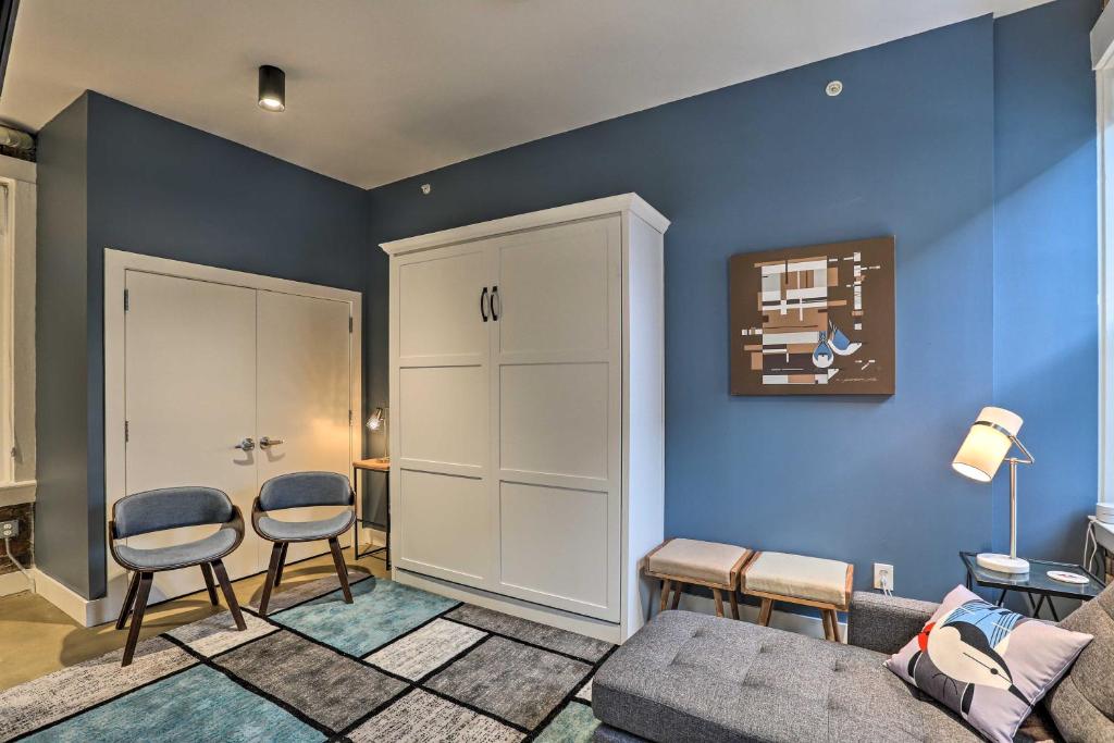 Sleek Studio Near Dtwn Dining and Entertainment photo 1