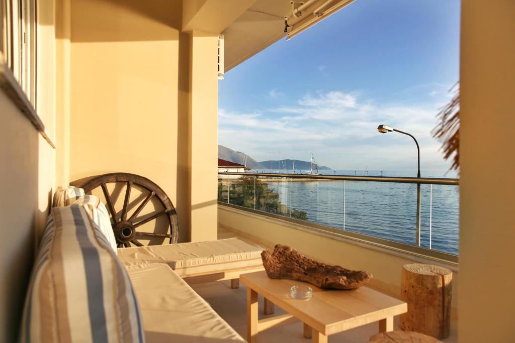 Boho Beach House in Itea-Delphi photo 1