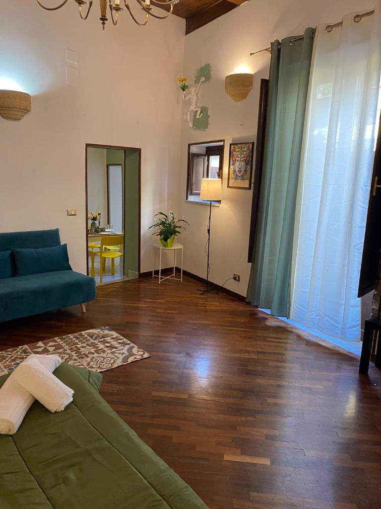 Charming House in the Historic Center of Palermo photo 4