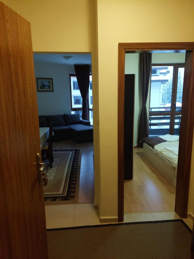 Ski & Holiday Apartments in Pamporovo photo 4