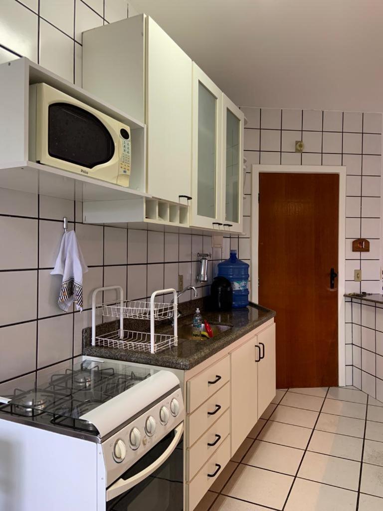 Apartamento Pé na Areia e águas tranquilas no centro de Guarapari photo 4
