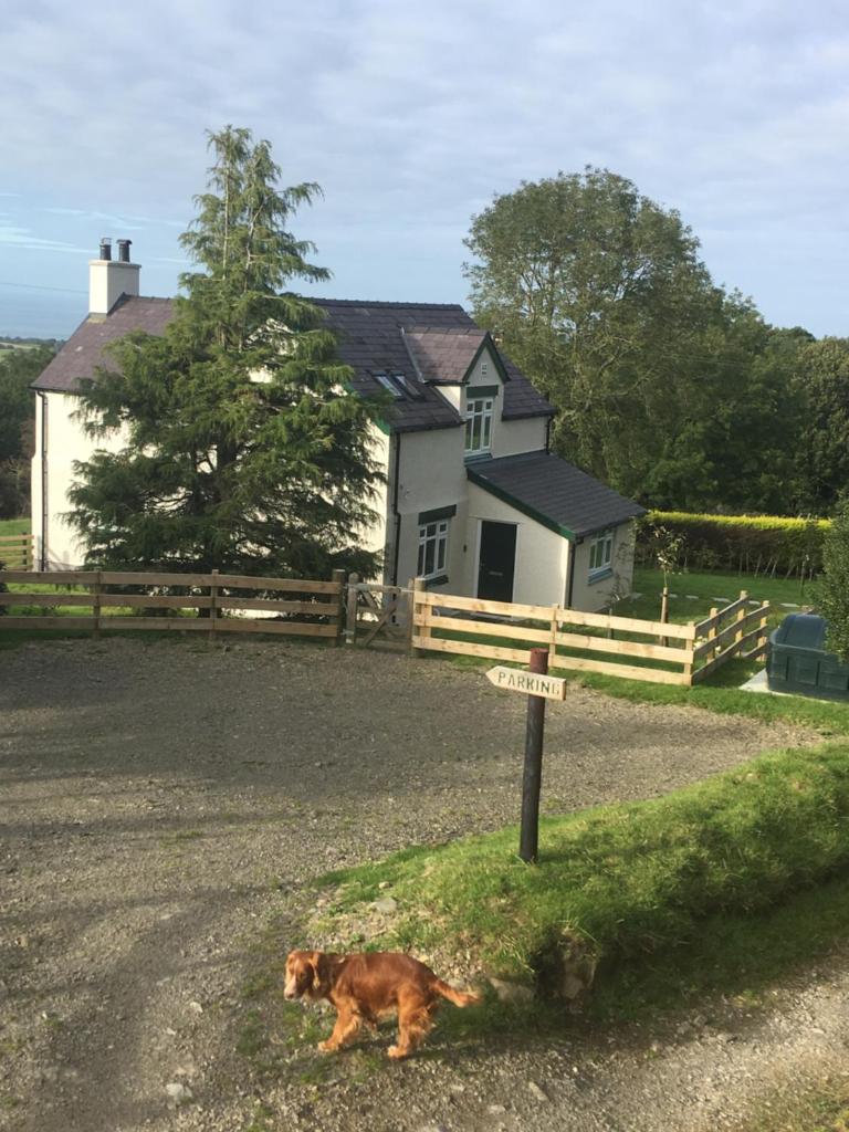 Charming 3-Bed House in Abergele Wales UK