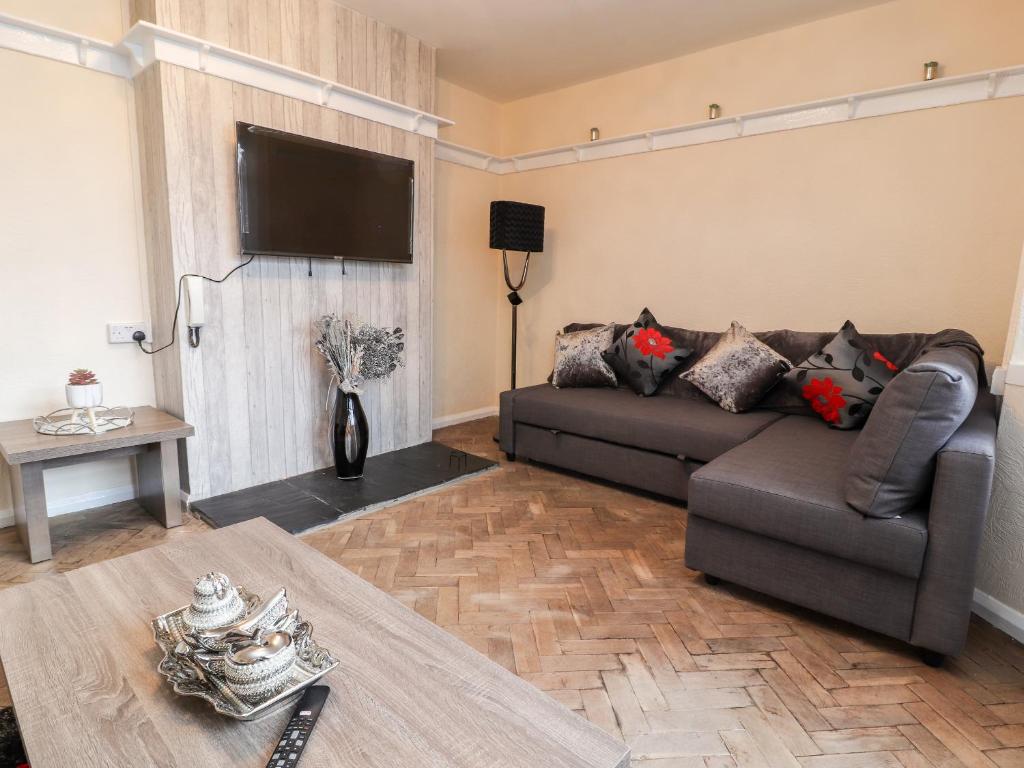 55 Marine Road photo 1