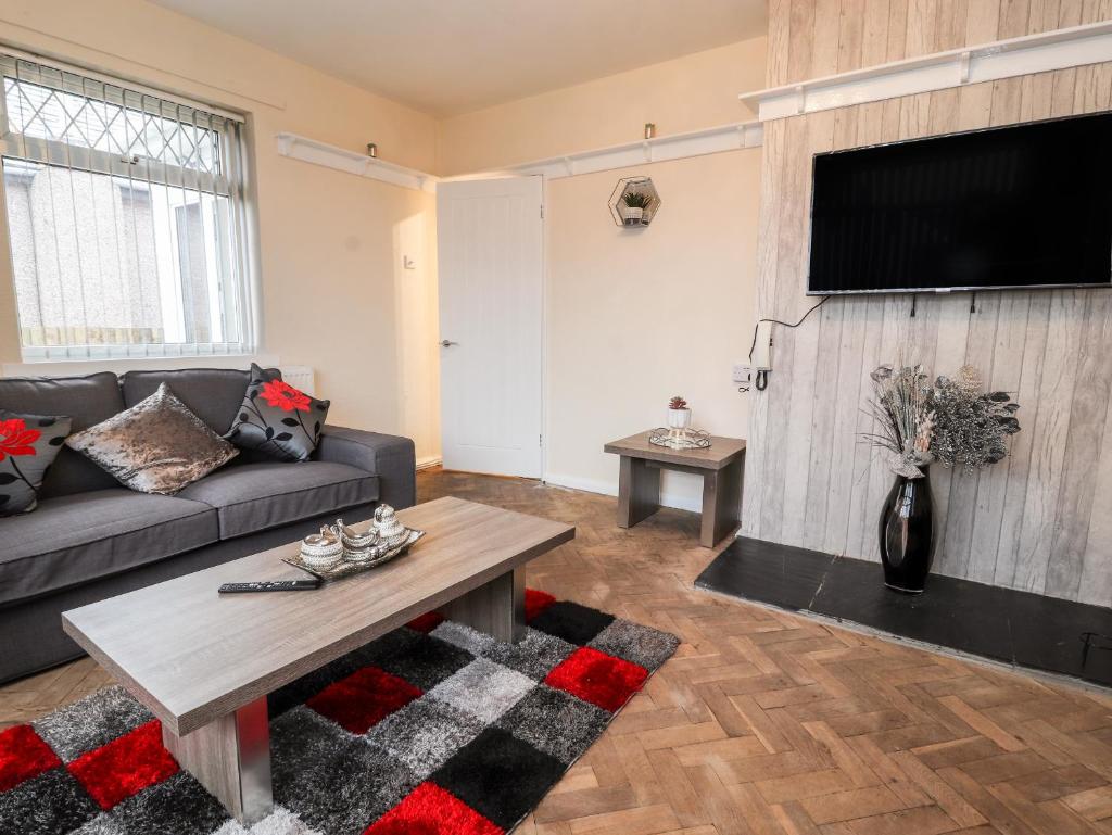 55 Marine Road photo 4