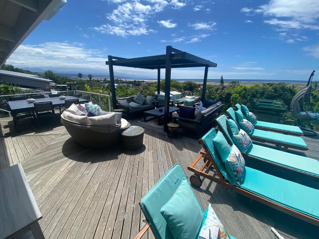 Lasalle holiday home (Sun, Beach, Views, Fun for everyone!) photo 2
