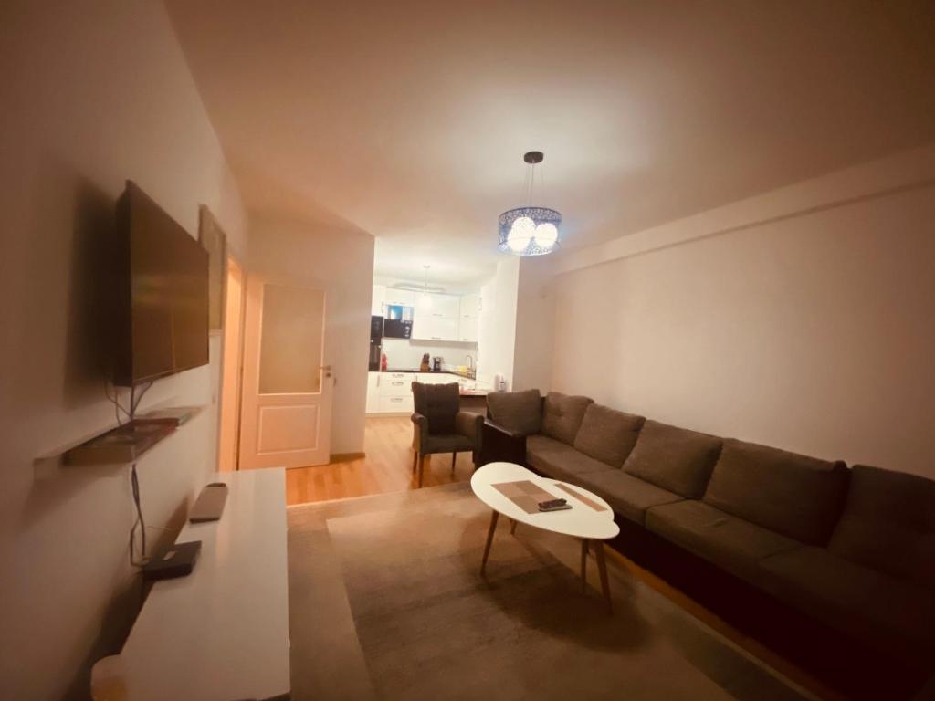 1 Bedroom flat photo 1