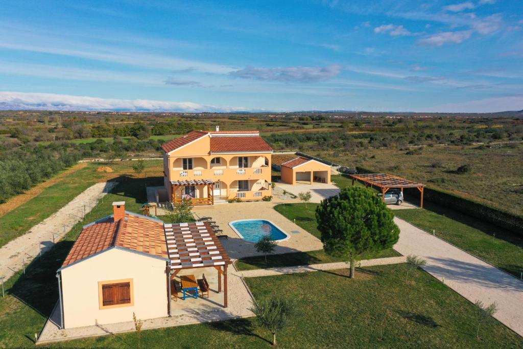 Villa Levatinka photo 4