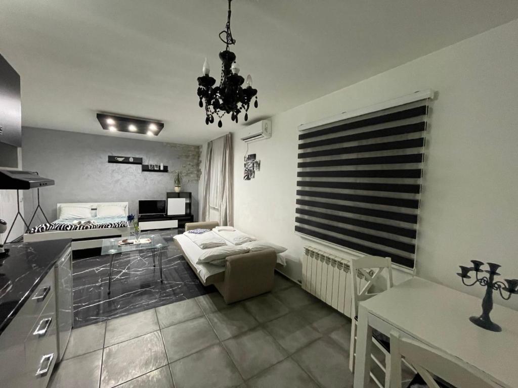 Студио (Номер-студия), Airport Apartments