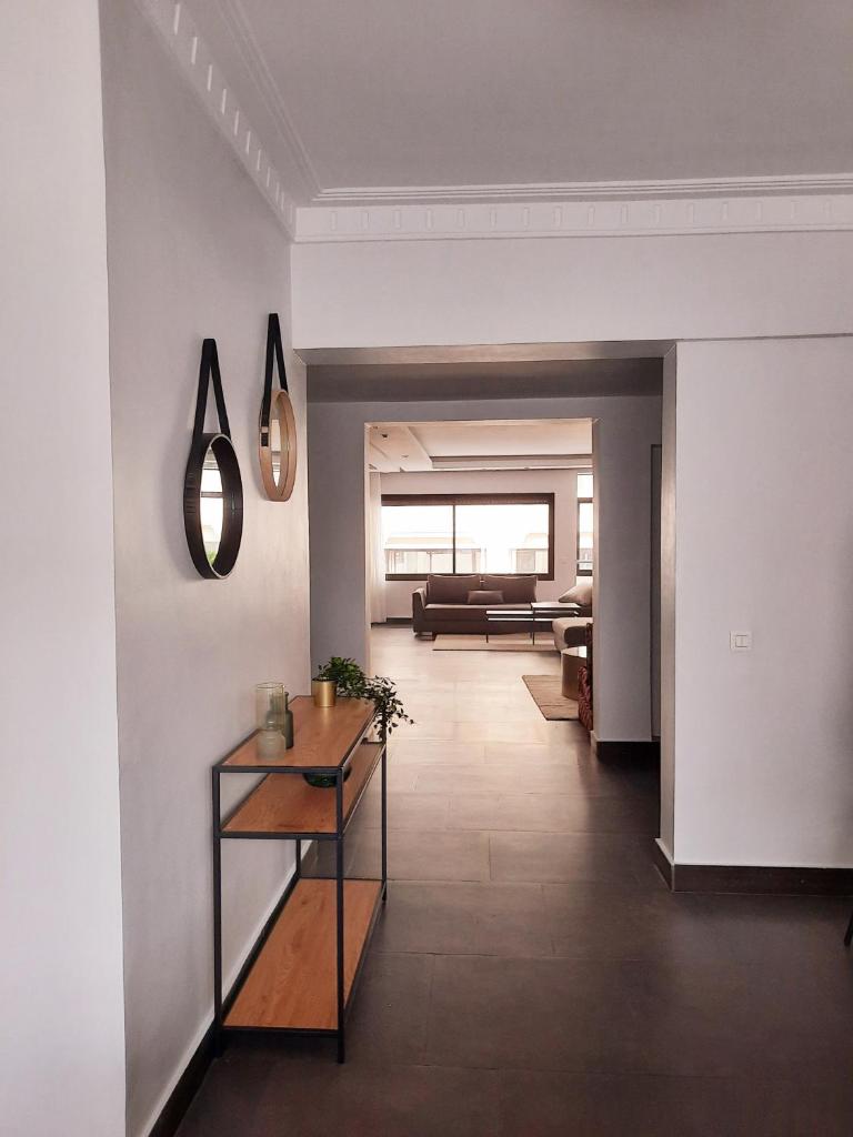 Comfortable and well located apartment photo 2