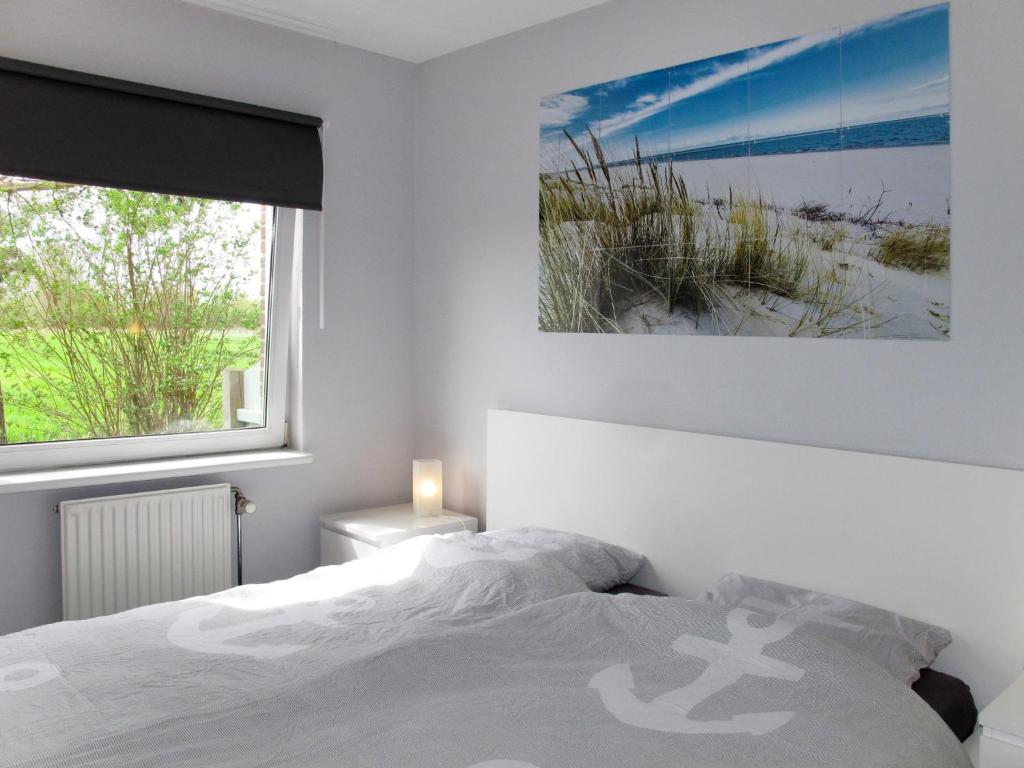 Holiday Home Tossens-8 by Interhome photo 3