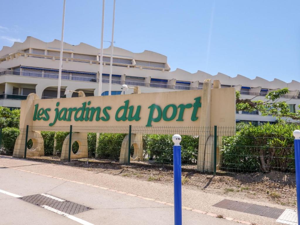 Apartment Les Jardins du Port-4 by Interhome photo 4