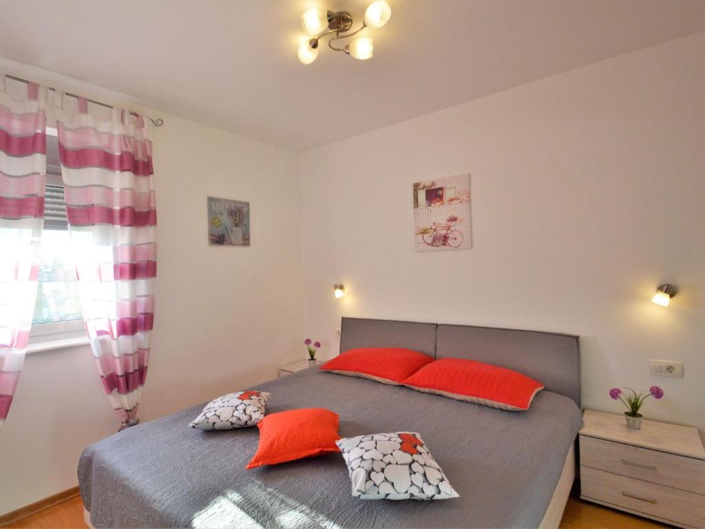 Apartment Pinezic - ROJ117 by Interhome photo 2