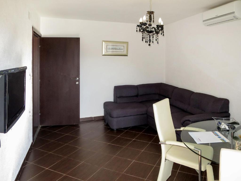 Apartment Josip - VOD201 by Interhome photo 1