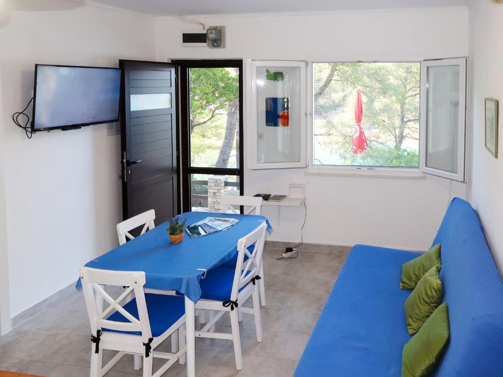 Holiday Home Neli - ISO305 by Interhome photo 4