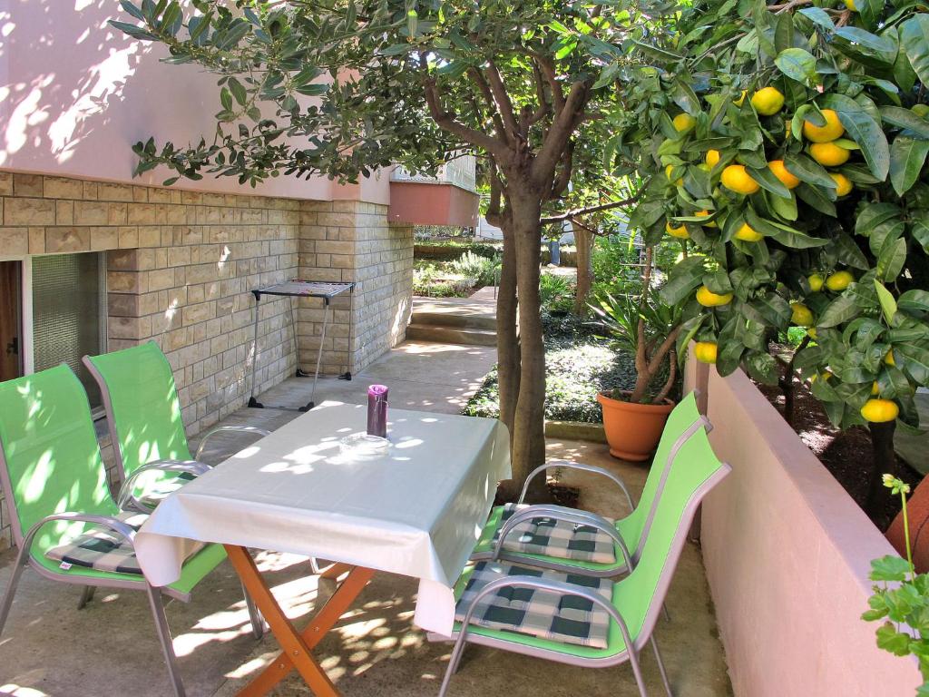 Apartment Catarina - ZAD112 by Interhome photo 1