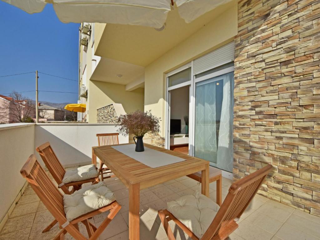 Apartment Cvit-2 by Interhome photo 2