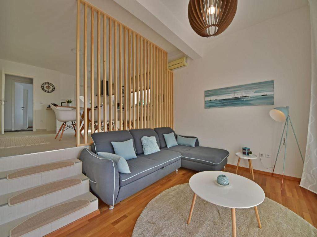 Apartment Cvit-2 by Interhome photo 4