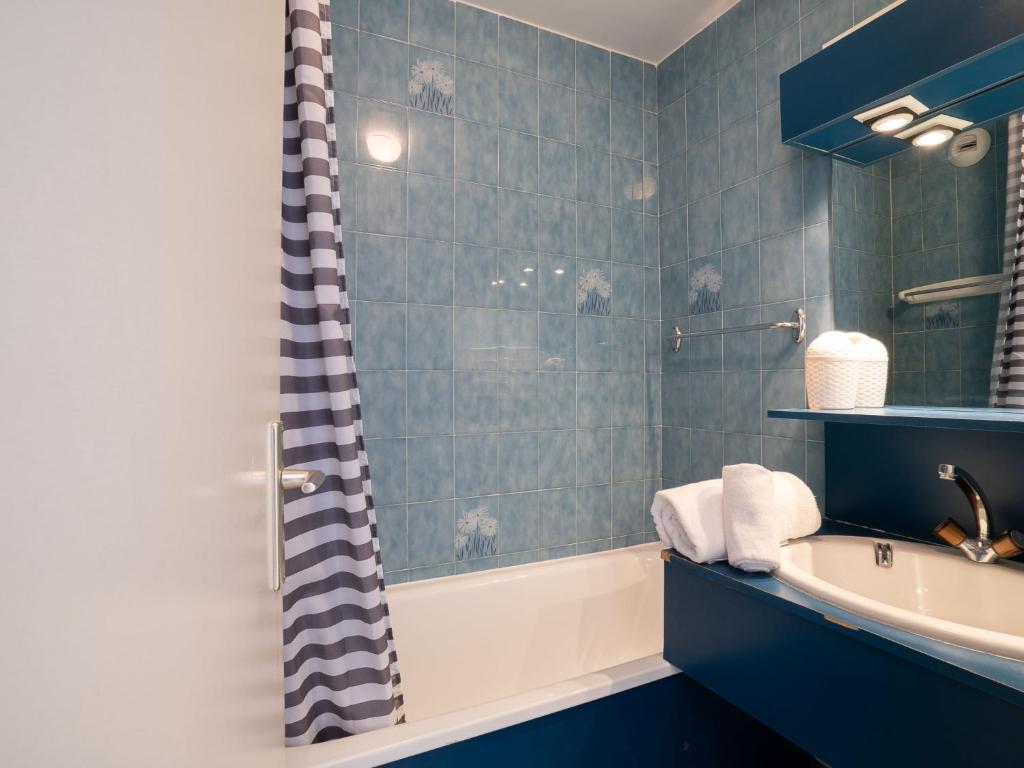 Apartment Les Tommeuses - Val Claret-29 by Interhome photo 4