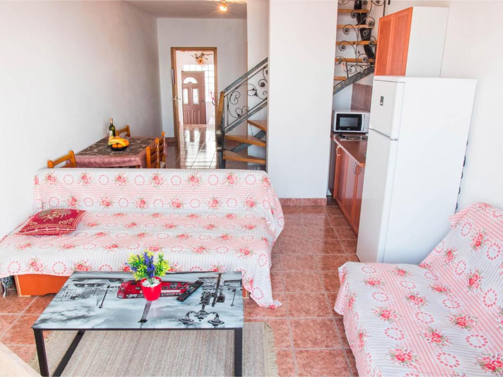 Apartment Stana-3 by Interhome photo 3