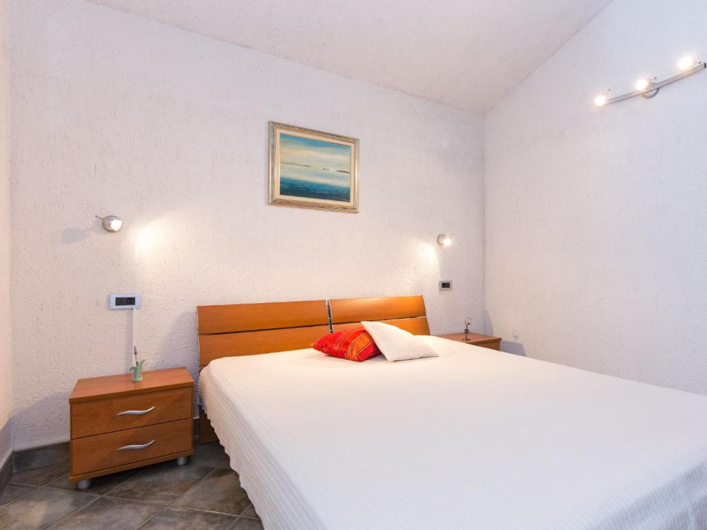 Apartment Starigrad-3 by Interhome photo 3