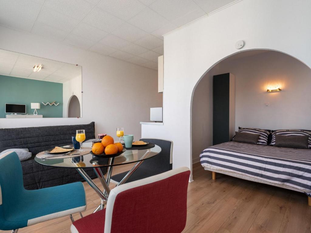 Studio Les Brisants by Interhome photo 1