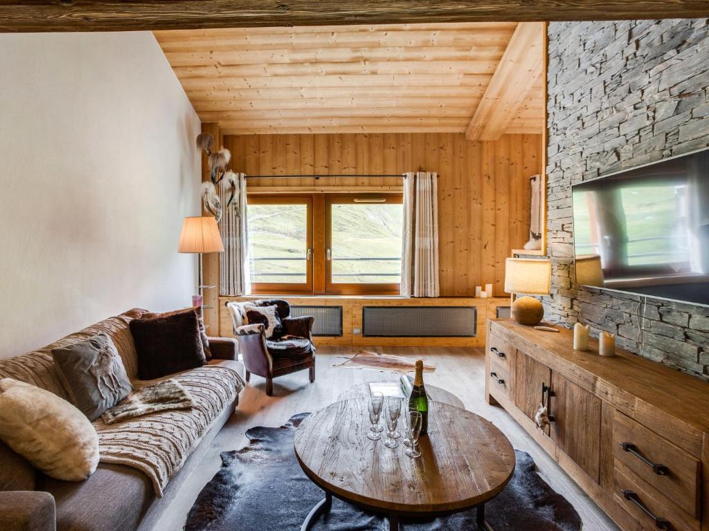 Apartment Grand Roc - Val Claret-2 by Interhome