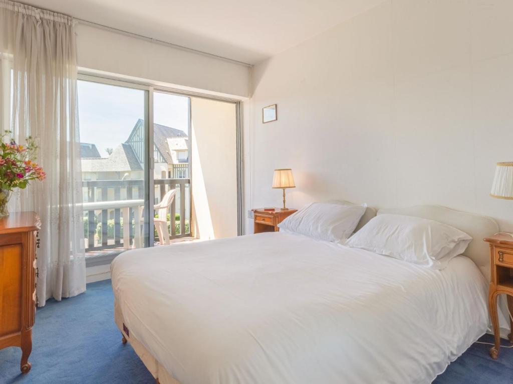 Apartment Les Terrasses de Tourgeville-4 by Interhome photo 4