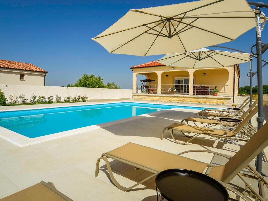 Holiday Home Nisa by Interhome