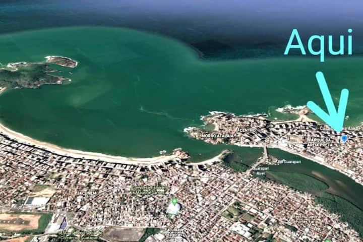 Casa Super Agradável, 250 metros da praia da Areia Preta, cinco quartos com ar, wifi, garagem, completa photo 3