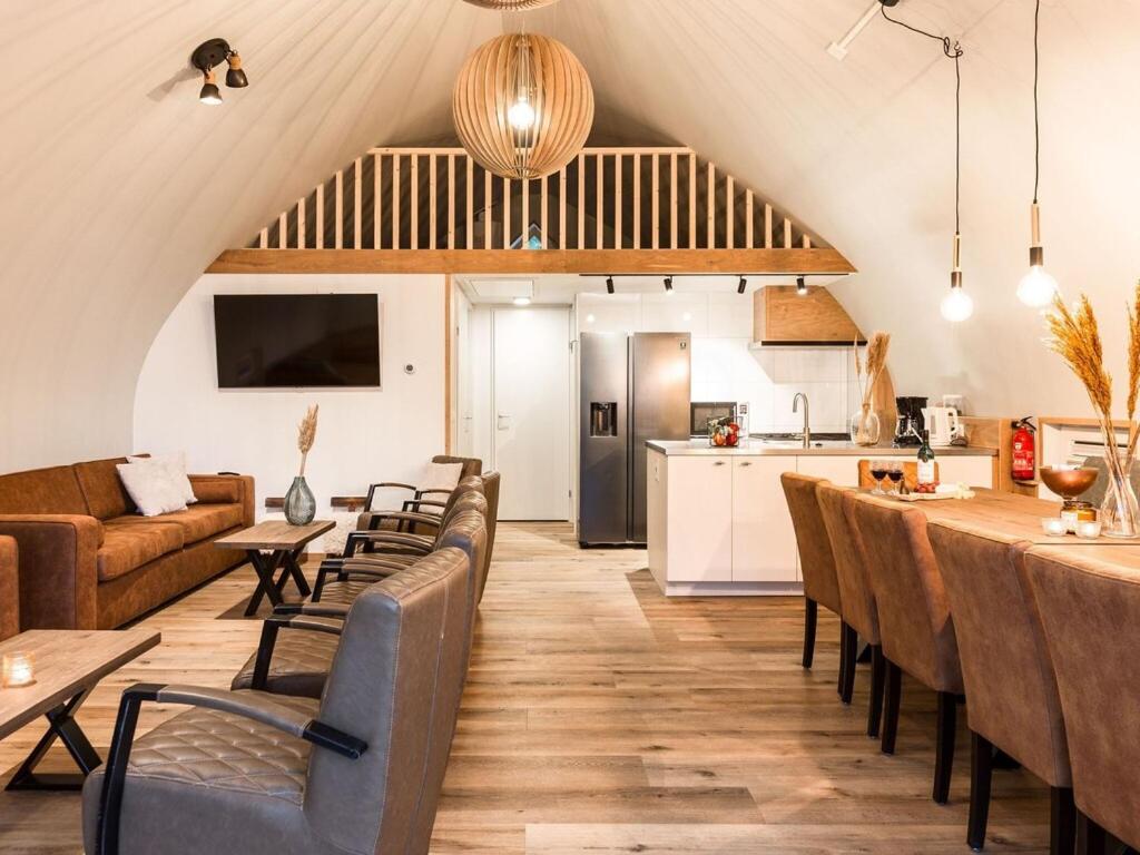 Beautiful group accommodation at nature reserve photo 3