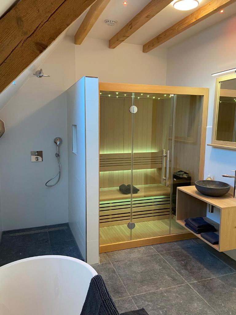 B&B Idylle aan Zee incl 2 Wellnessstudios photo 1