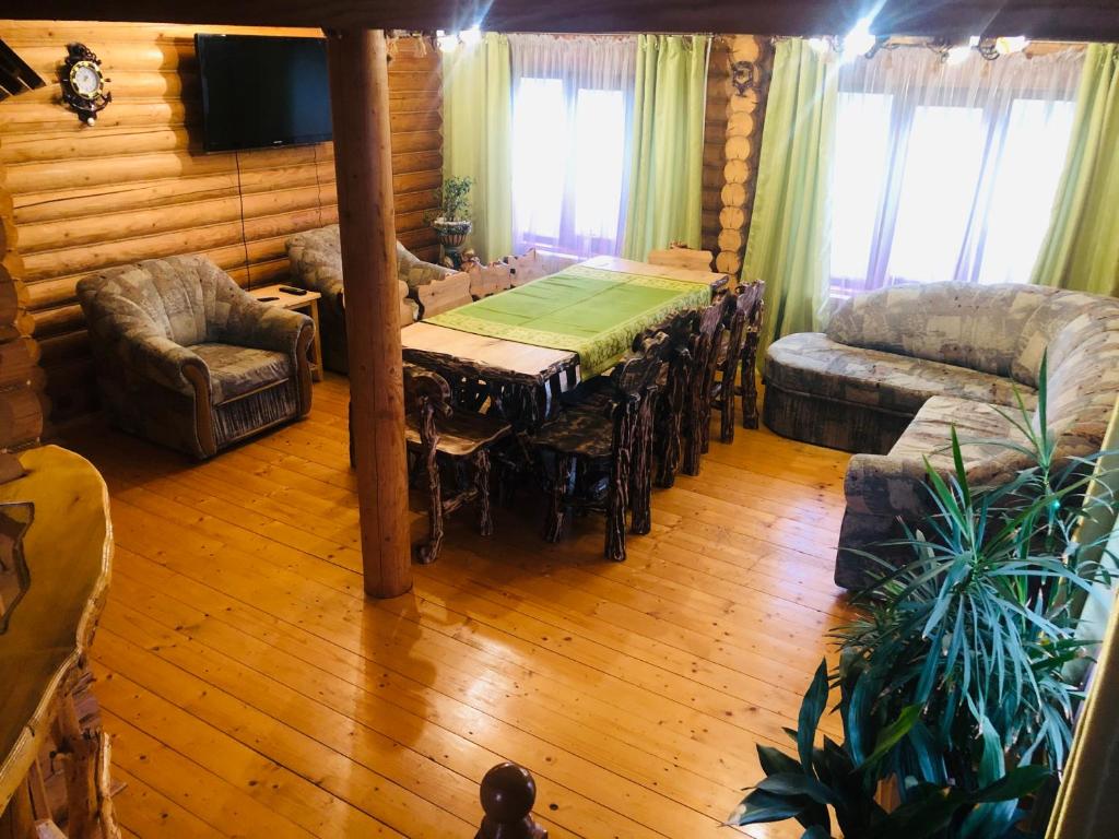 Cottage in Yasinya photo 3