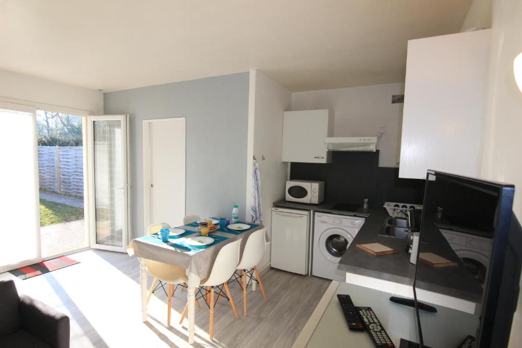 Appartement SOULAC SUR MER À 500 m de la plage N 2 photo 3