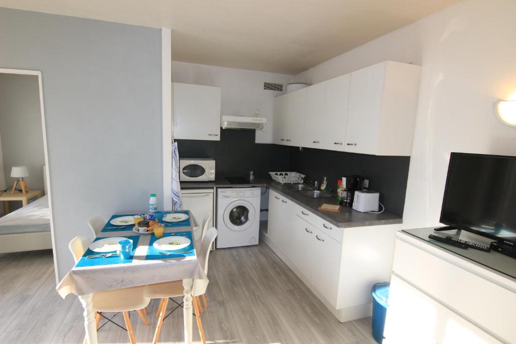 Appartement SOULAC SUR MER À 500 m de la plage N 2 photo 4