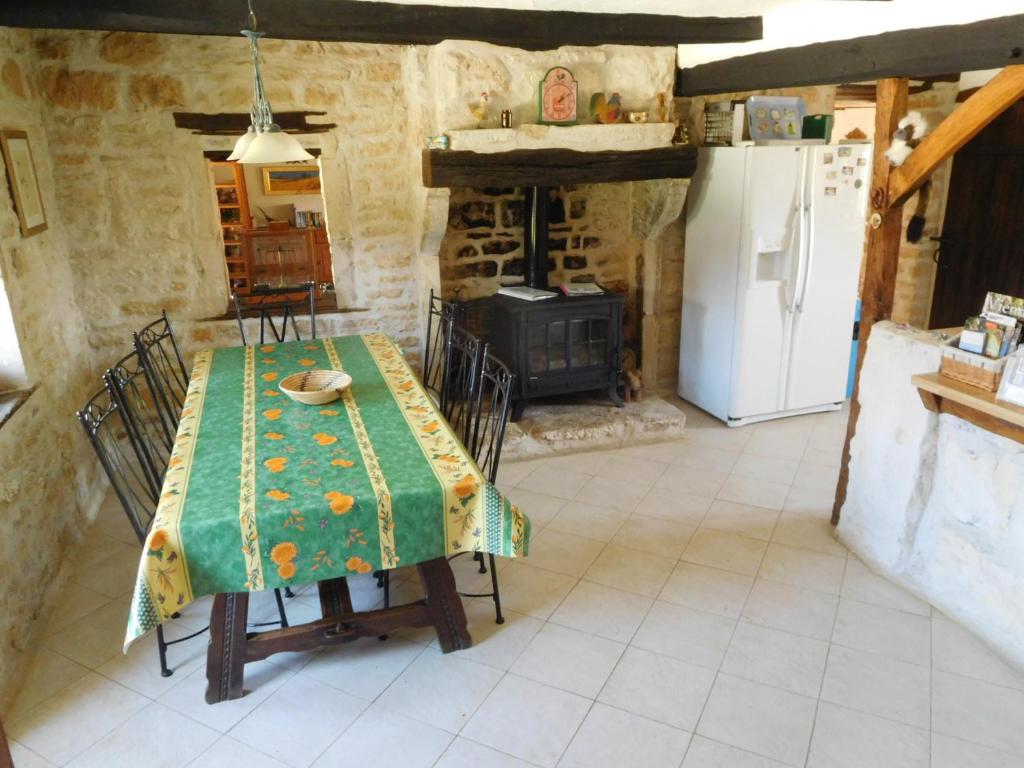 Chatenet self catering stone House for 2 South West France photo 3