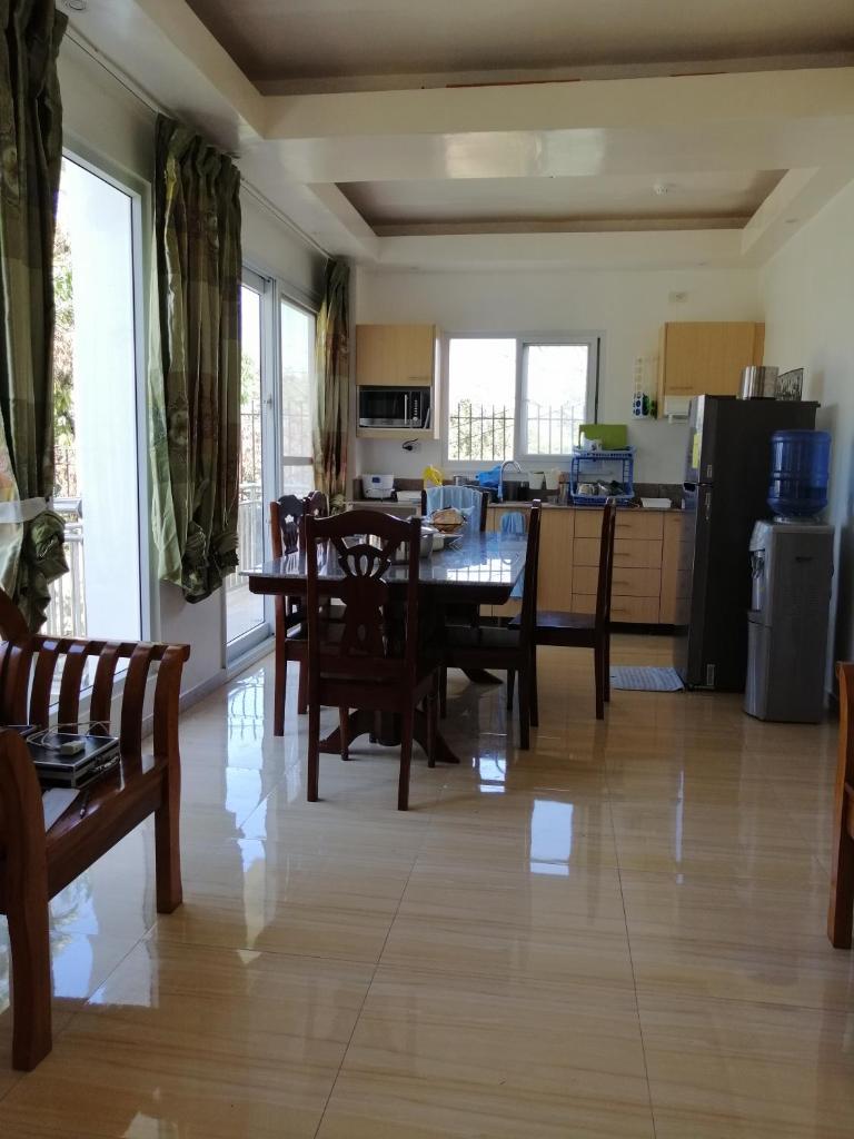 Marlene's Hilltop Villa photo 3