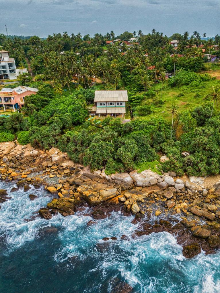 Screwpine Beach Villa photo 1