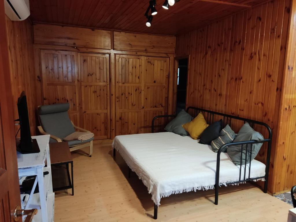 Bungalow con piscina en camping privado cerca de la playa de Torre del Mar Ideal familias photo 3
