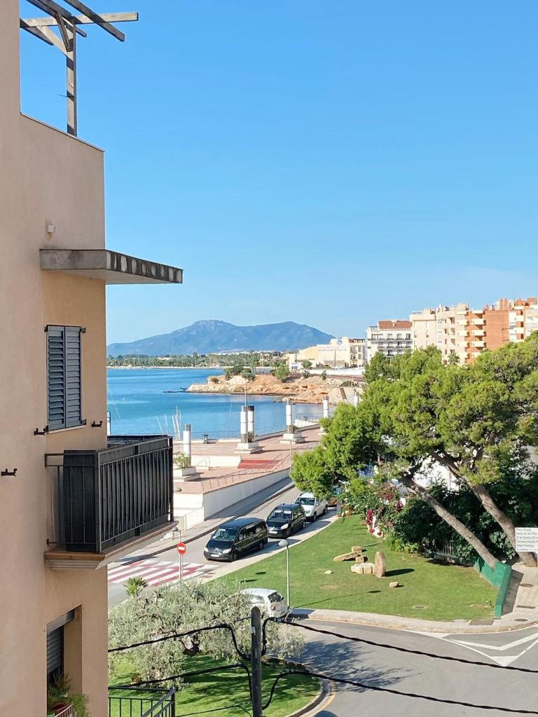 Apartament Ampolla Port photo 2