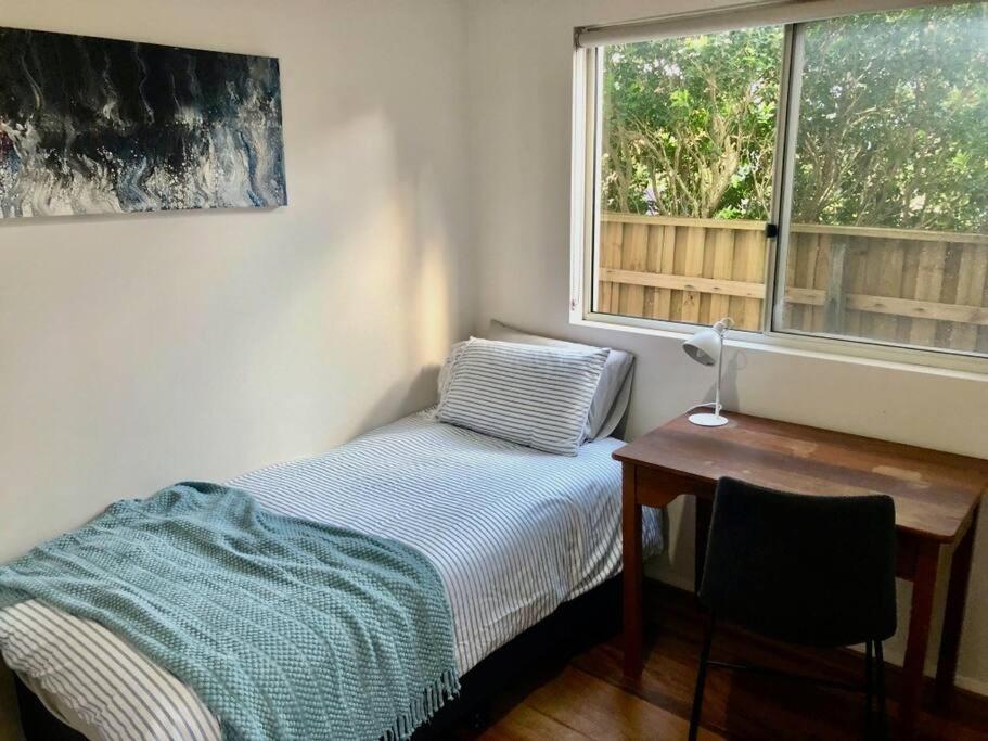 Pacific lux beach house with pool photo 4