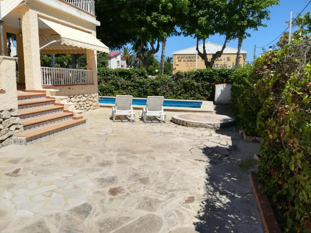 Chalet a 100 m playa,wifi y piscina privada photo 3