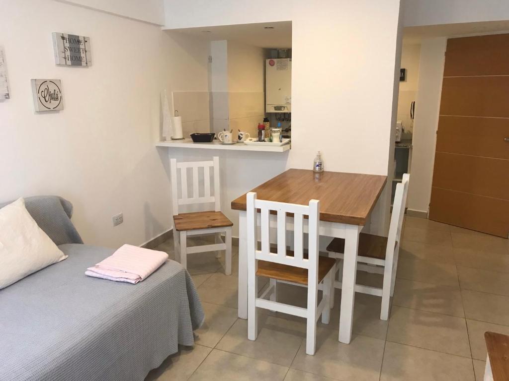 Dto Nuevo Barrio Universitario II , wifi y cochera-Check in express-Pet friendly photo 3