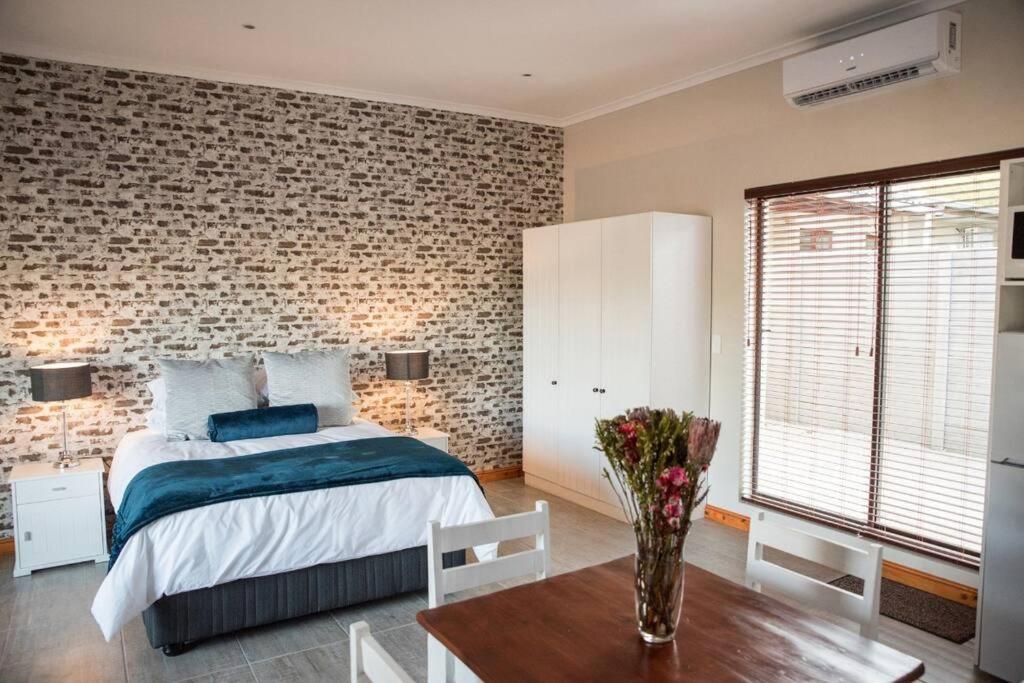 Sol Montis Guest Cottage photo 2
