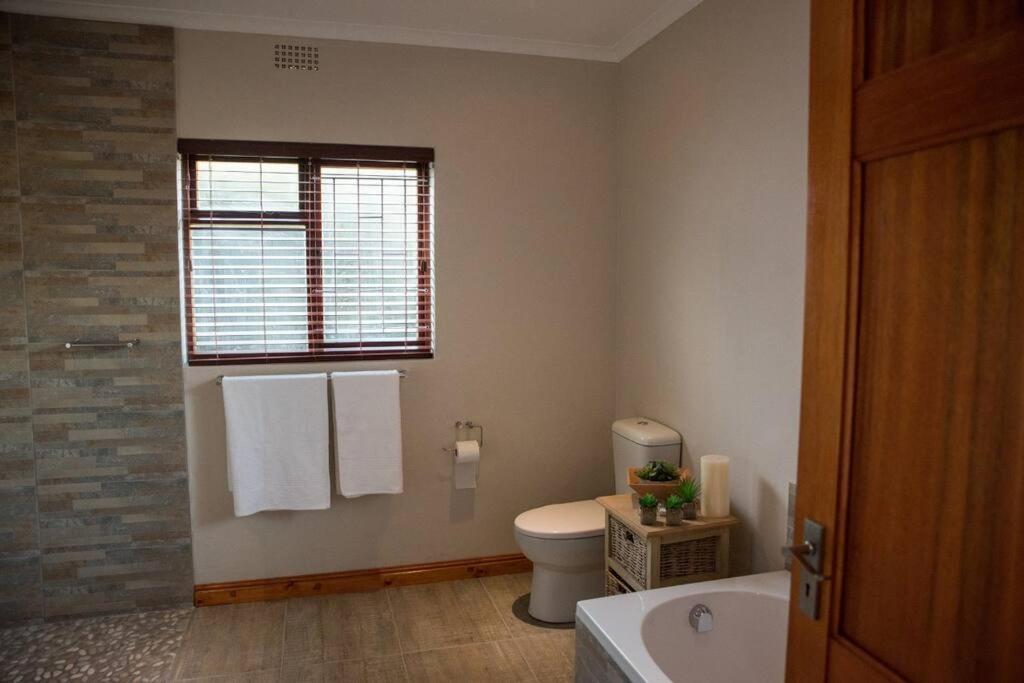 Sol Montis Guest Cottage photo 4