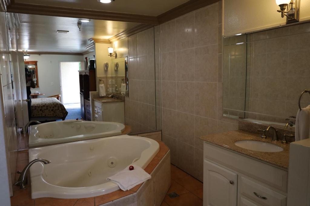 Lambert Inn image