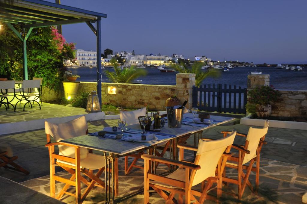 George's beach studios Aliki Paros photo 3